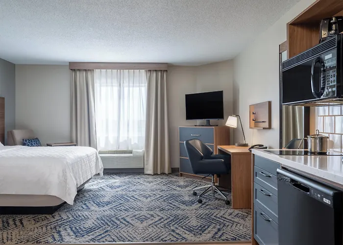 Candlewood By Ihg