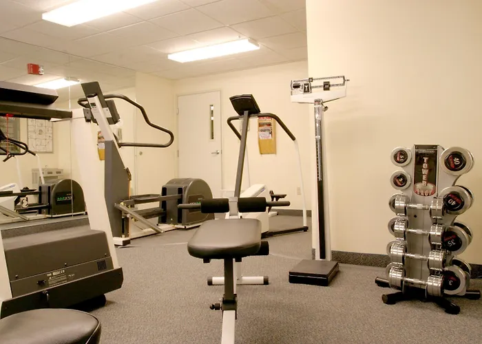 Candlewood By Ihg Hotel Rockford